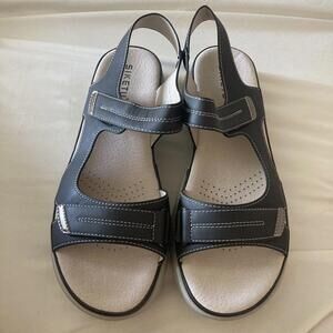 siketu sandals Black Size 42